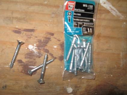 #10  wood screws inchandahalf Oct 6 headstones frames and Floyds 052.JPG